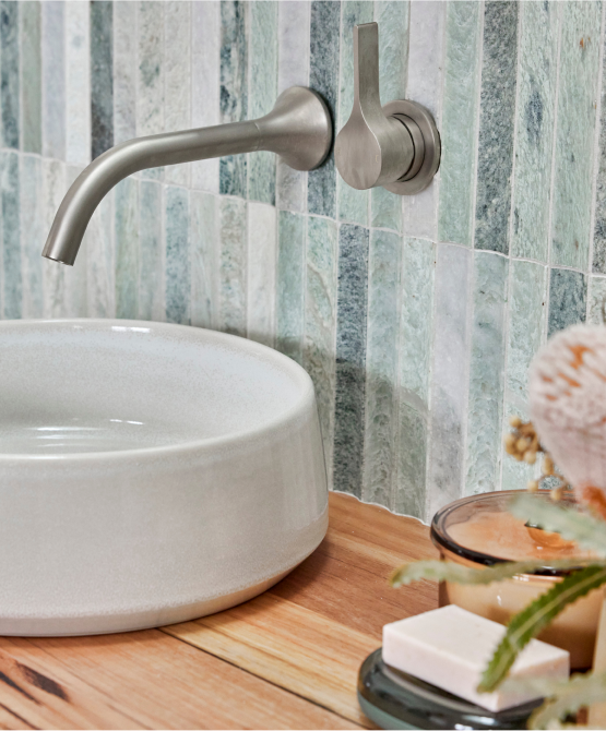 The Block AU's Rachel and Ryan's master ensuite