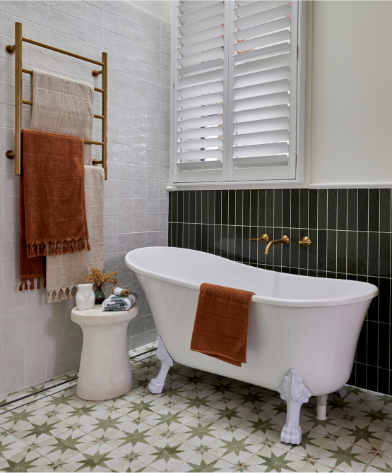 The Block AU's Tom and Sarah-Jane's Master Ensuite