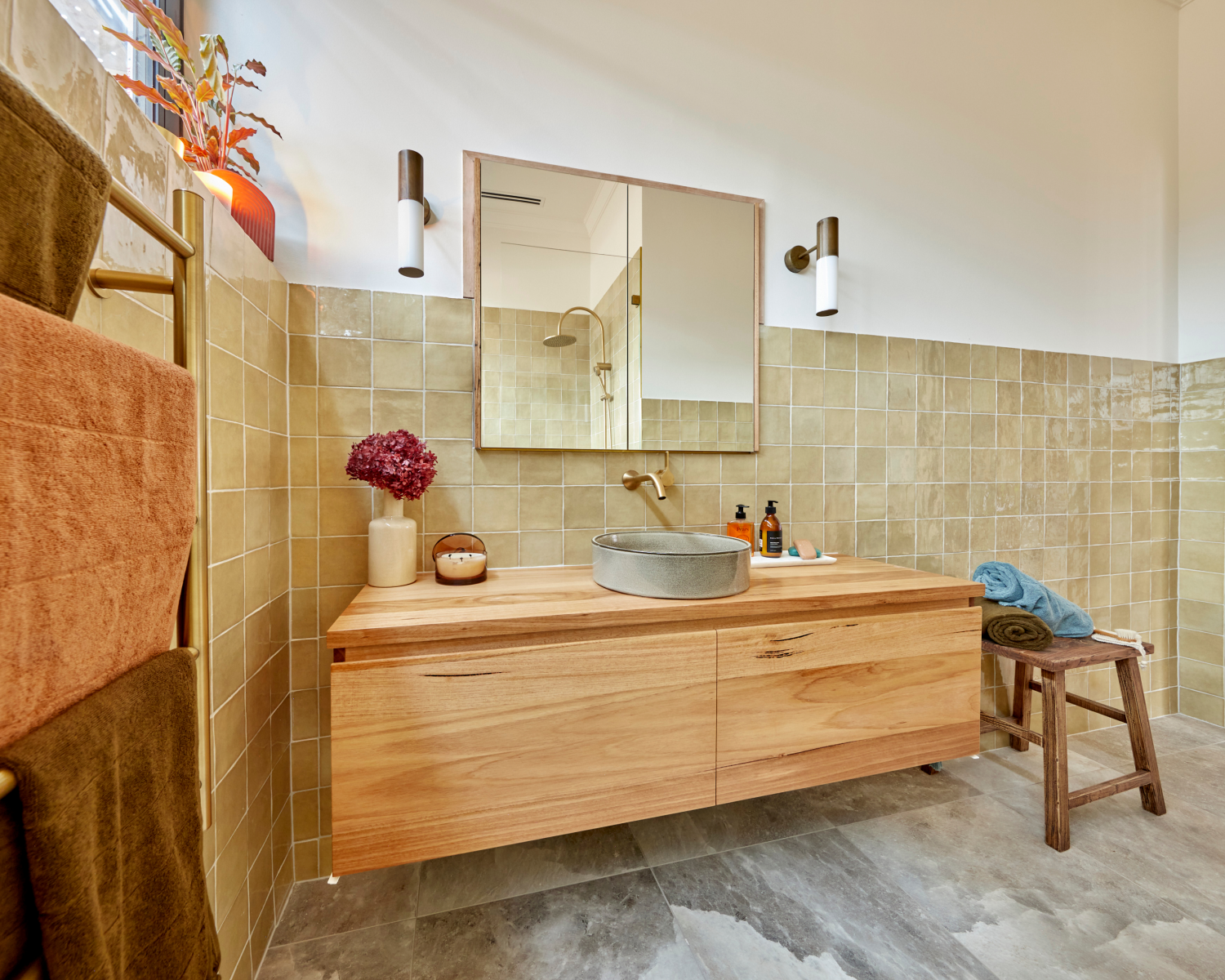The Block AU's Tom and Sarah-Jane's Guest Ensuite