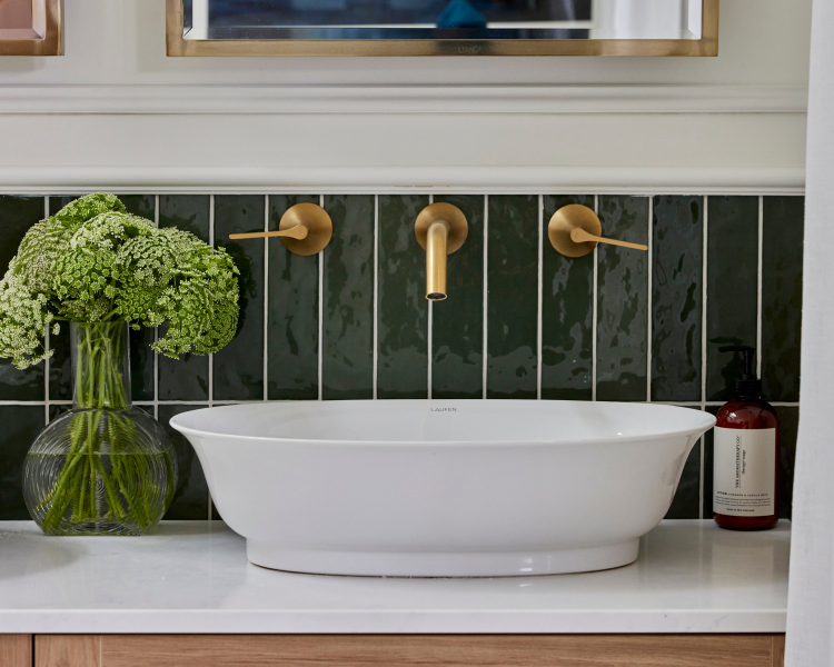 The Block AU's Tom and Sarah-Jane's Main Bathroom